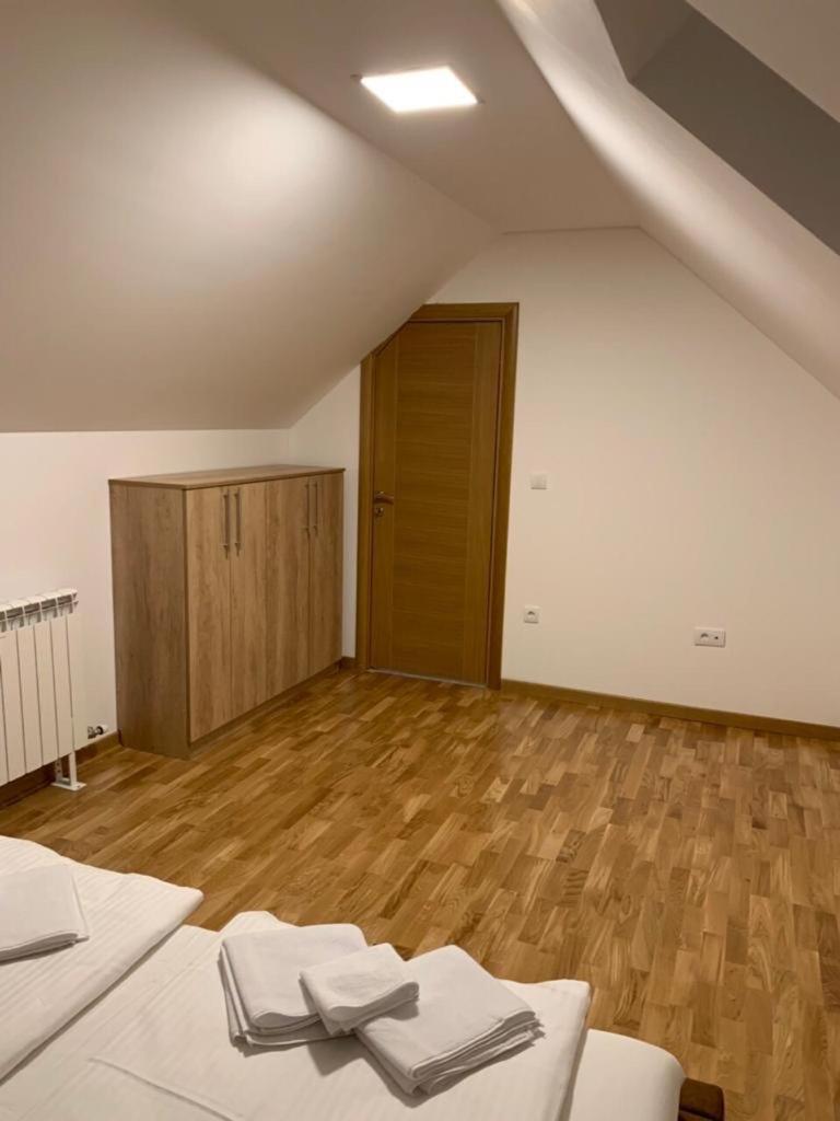 Apartment Pop De Lux 2